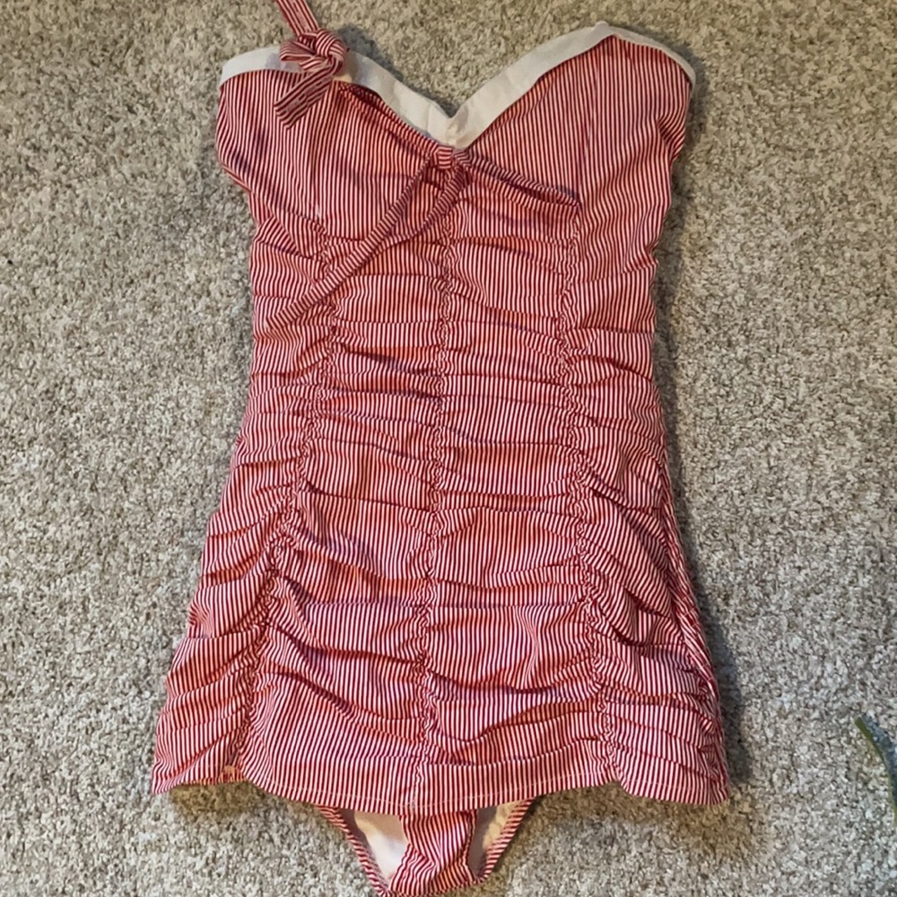 Unique vintage pinup striped bathing suit
